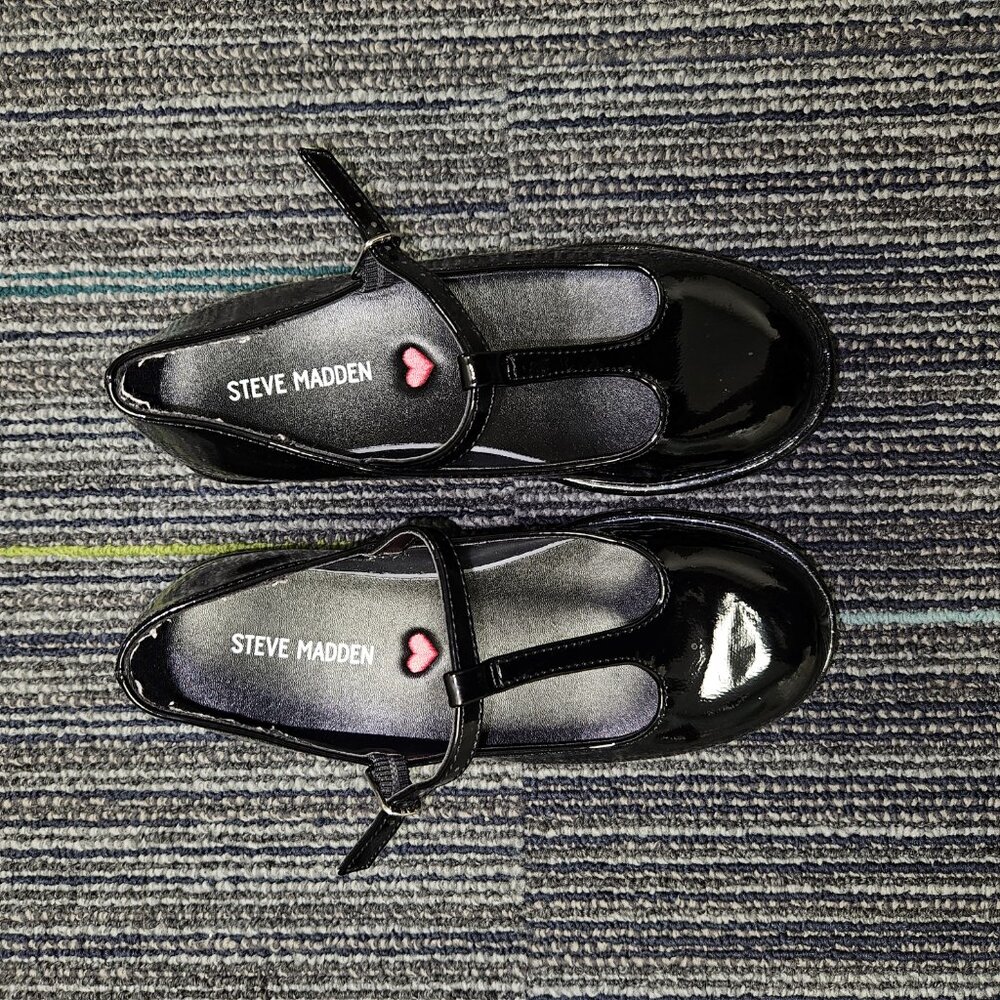 Girls Steve Madden Kids Loafers Size 1 Black